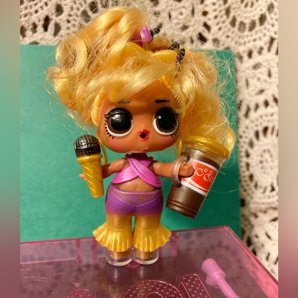 Soprano - LOL Surprise Tot Toy Doll - Complete With Box - Buy 1, Get 2 FREE - Picture 4 of 16